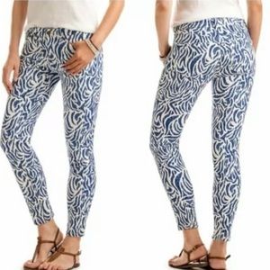 NWOT vineyard vines pattern skinny jeans